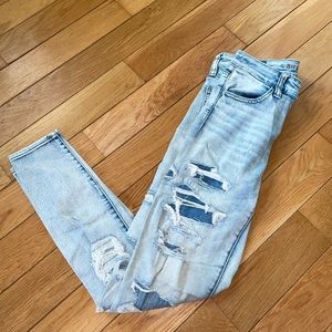 American Eagle Distressed Jeans